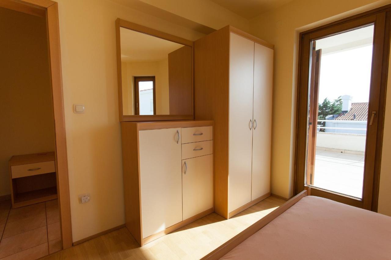 Apartman Vjekoslav Krk Town Luaran gambar