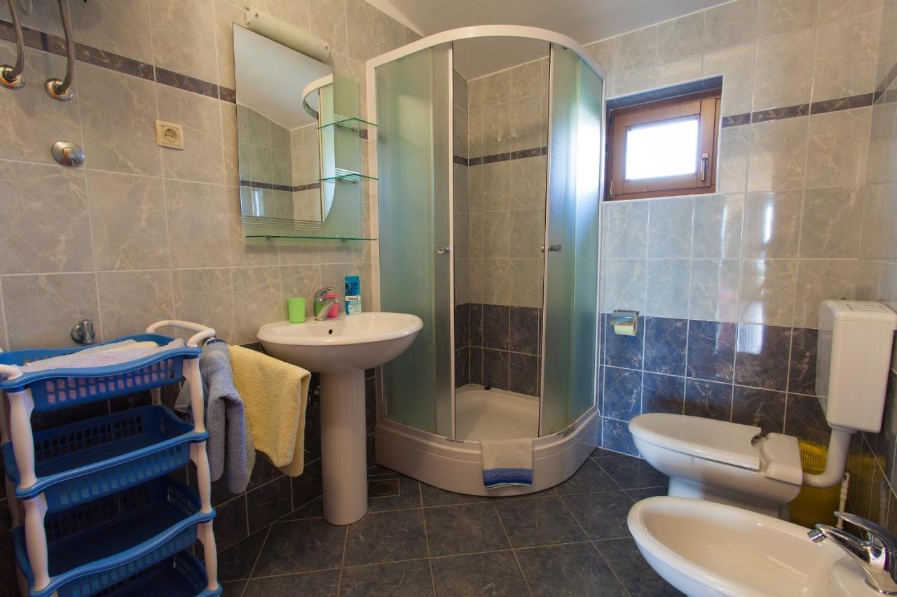 Apartman Vjekoslav Krk Town Luaran gambar